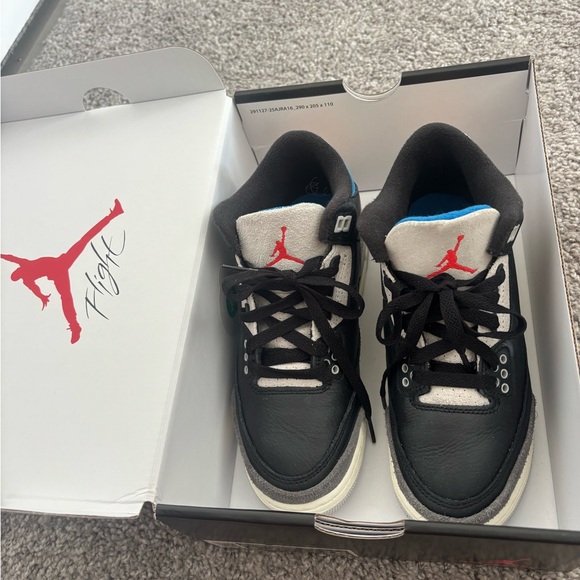Jordan Black and White Sneakers with Red Accents - Picture 1 of 3